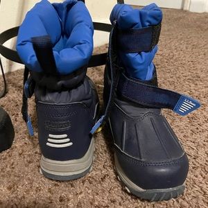 Barely barely almost new boys winter boots!